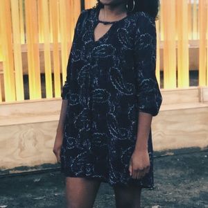 American Eagle Long-Sleevd Paisley Dress